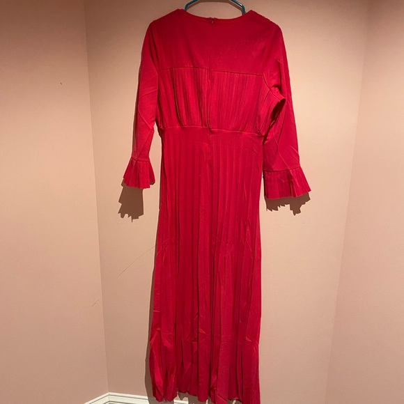 Yinuo AWESOME maxi dress - Picture 3 of 6